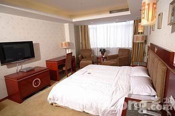 Lavande Hotel Guangzhou Pazhou 3*