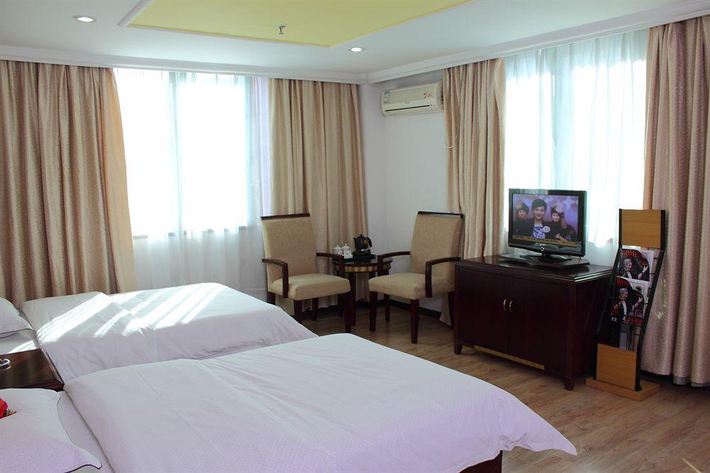 Join Shipai Qiao Metro Branch Hotel