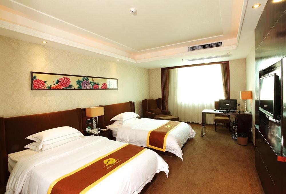Vienna Classic Zhongshan Ave Tangxia Branch Hotel 3*