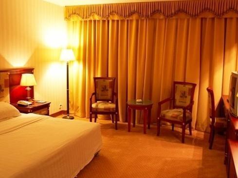Nanzhou Hotel