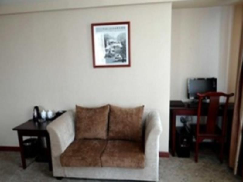 Jintang Hotel 3*