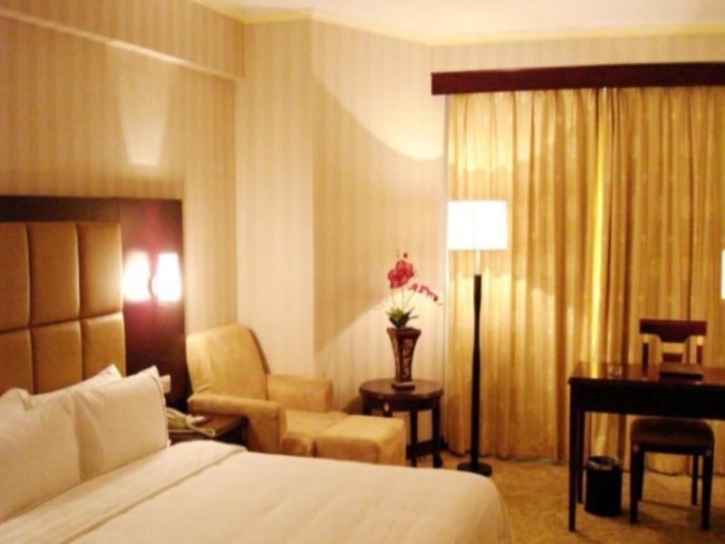 Landsman Hotel 4*