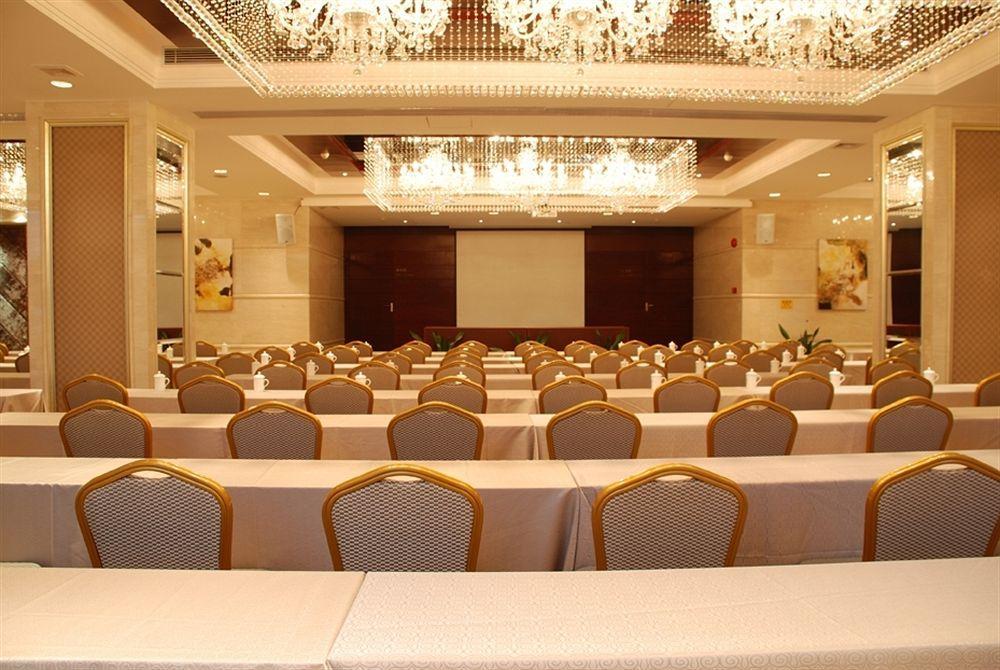 Vienna - South Railway Station Branch Hotel 3*