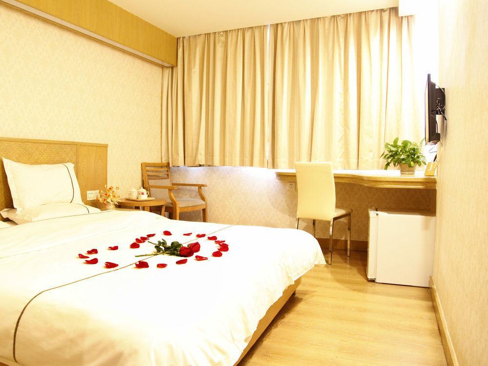 Xin Yue Xin Hotel 3*