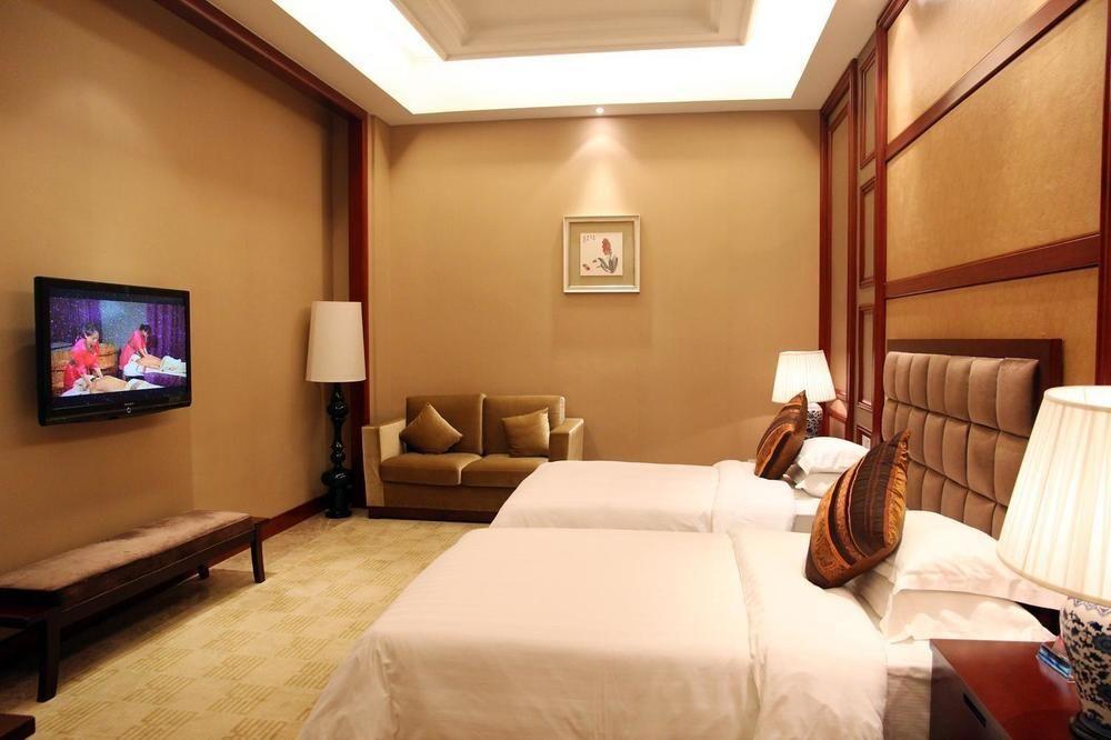 Water Way Hotel