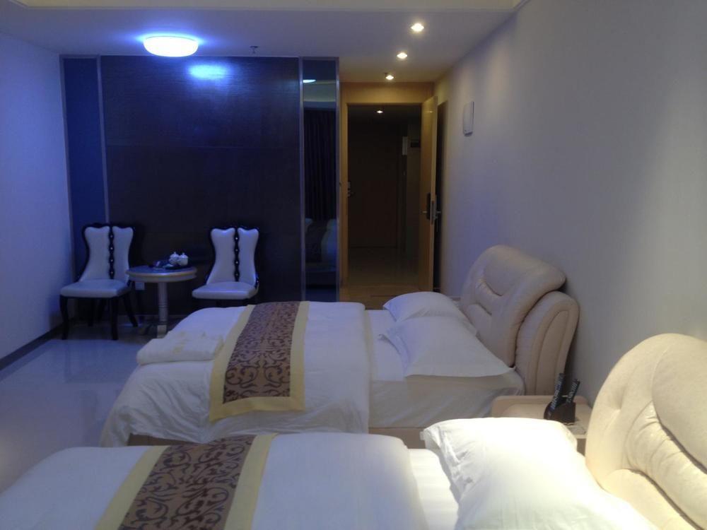 Yichao 4*