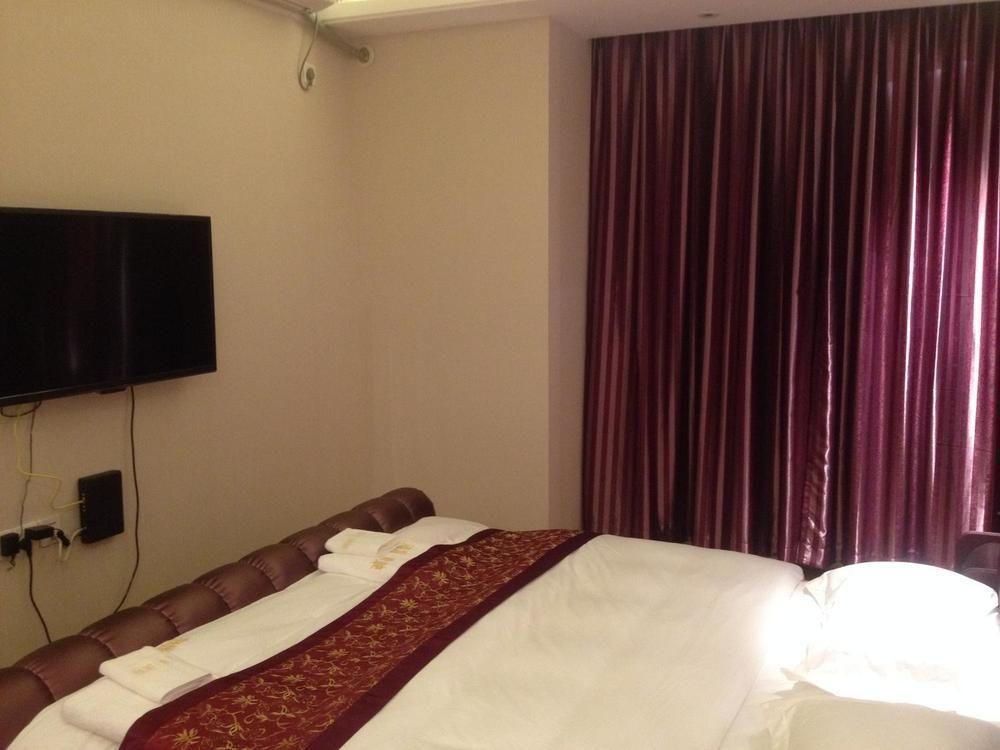 Yichao Hotel Guangzhou