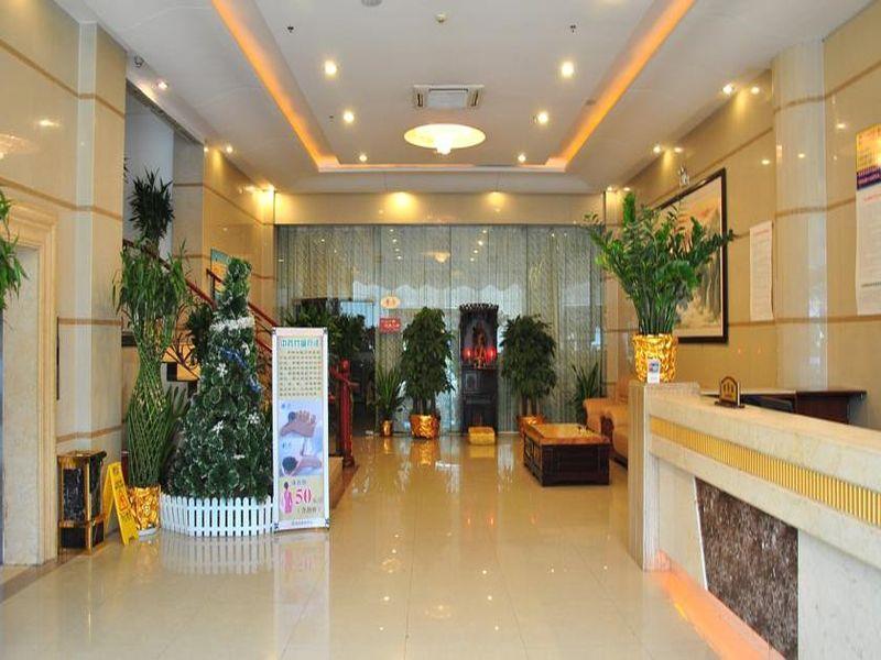 Shenglong Hotel 3*
