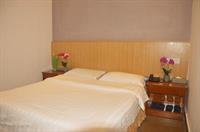 Yimi Nanzhou Metro Branch Hotel