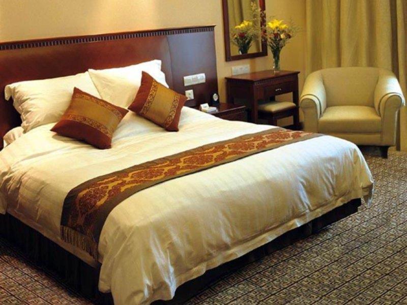 Ramada By Wyndham Pearl Guangzhou-canton Fair Free Shuttle Bus Guangzhou