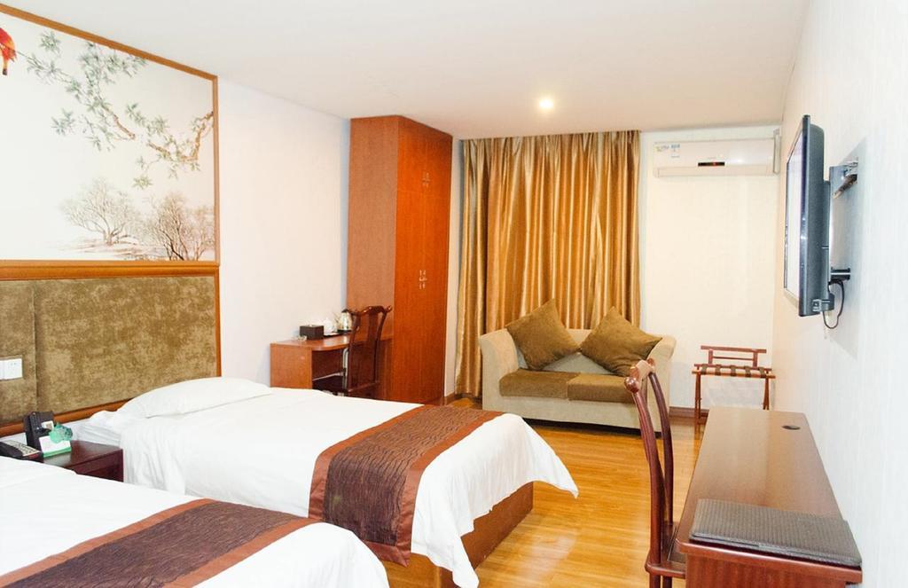 Hotel Jintang 3*