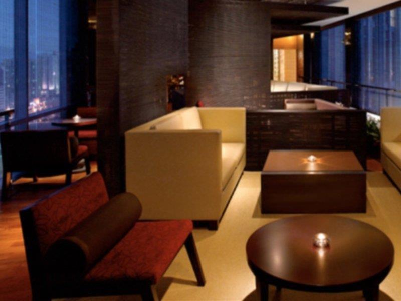 Hotel Grand Hyatt - Free Shuttle Between And Exhibition Center During Fair