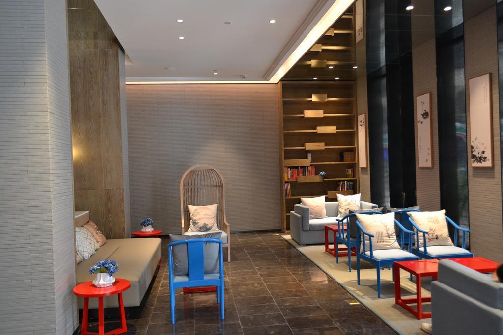 Hotel Join Shipai Qiao Metro Branch 4*