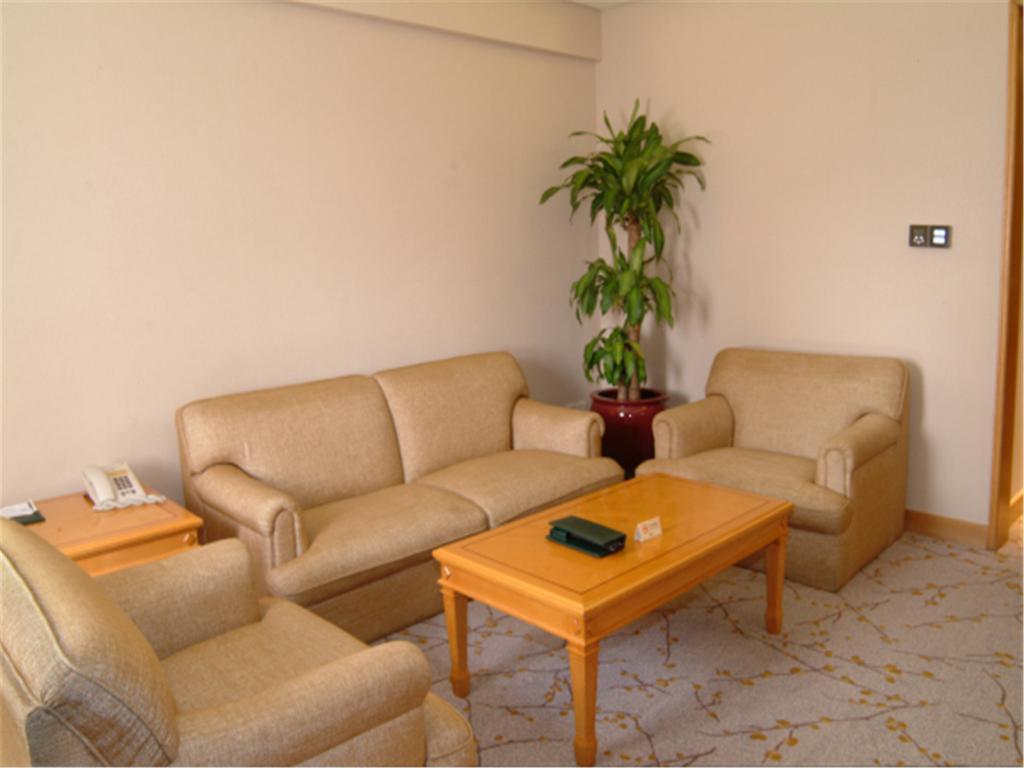 Guangdong Hotel-free Shuttle & Registration Counter Service During Fair Hotel Guangzhou