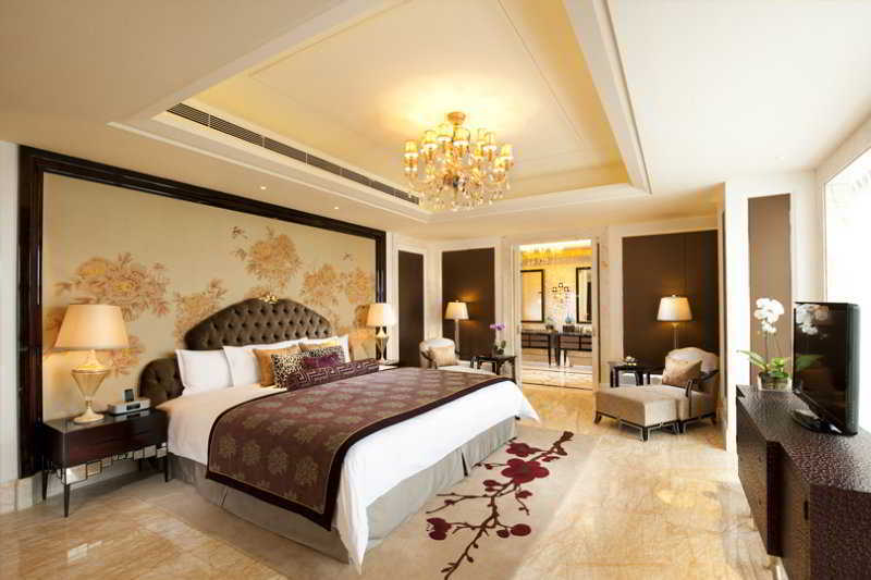 Hotel Hilton Baiyun - Free Shuttle For Fair Period, Close To Luhu Golf Club & Leather Market Guangzhou