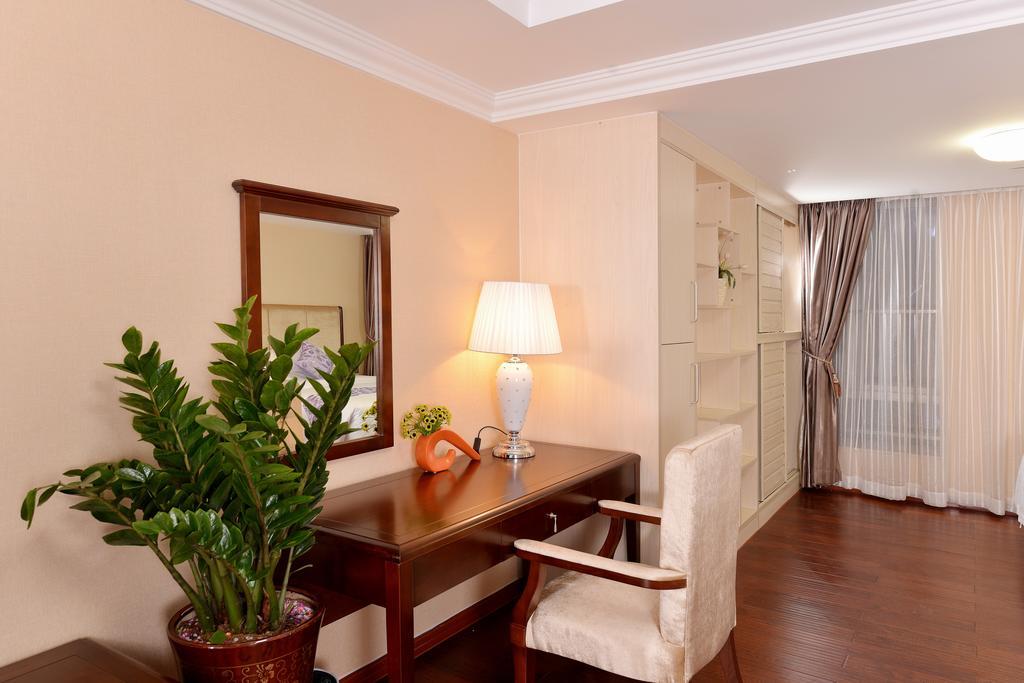 Apartemen Yoyo International Hotel-the Legend Building-1mins To Line5 Taojin Stn-free Shuttle Bus For Fair *