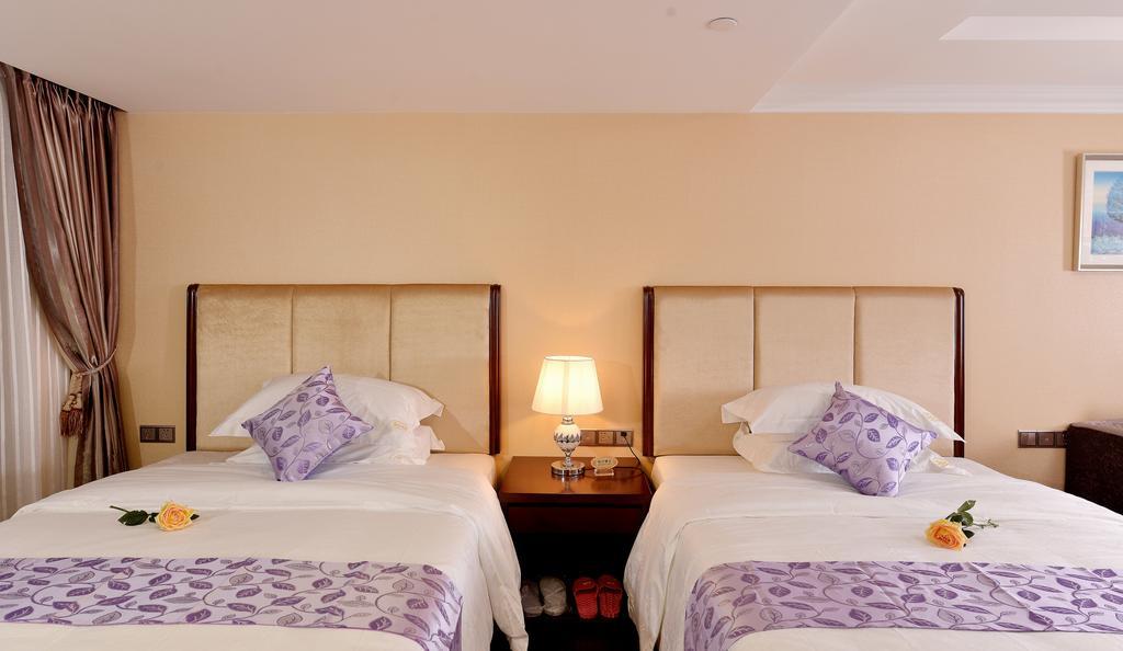Yoyo International Hotel-the Legend Building-1mins To Line5 Taojin Stn-free Shuttle Bus For Fair *