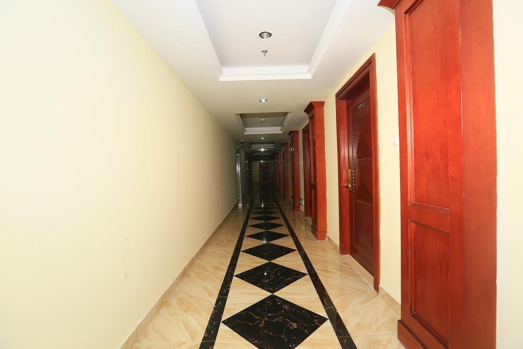 Yoyo International Hotel-the Legend Building-1mins To Line5 Taojin Stn-free Shuttle Bus For Fair