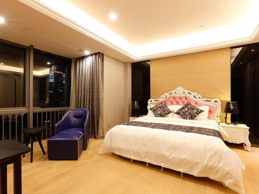 Pengman Beijing Rd. A-mall * Guangzhou