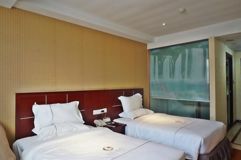 Yingshang Hotel