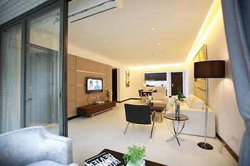 Xcellent International Serviced Aparthotel 4*