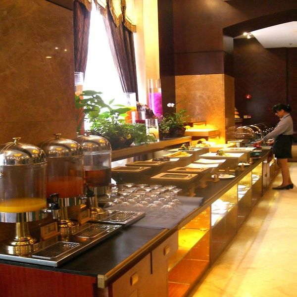 Grand Palace - Grand Management Group - Free Shuttle Bus To Fair During Fair Period Hotel
