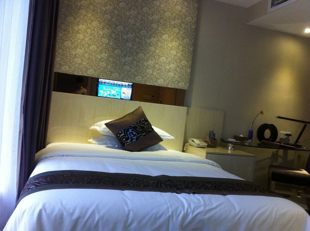 Paco Ouzhuang Metro Guangzhou-free Shuttle To Fair Hotel 4*