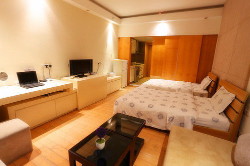 F&H Chain Hotel Apartemen *