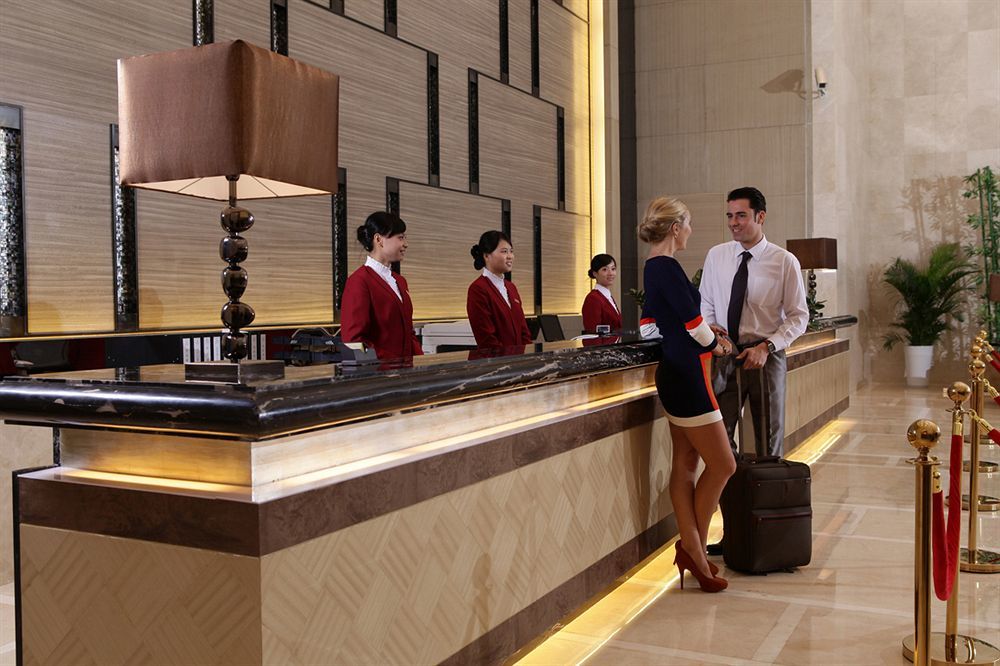 Pearl River International - Canmetro Line 11 Yijing Lu Station Hotel Guangzhou
