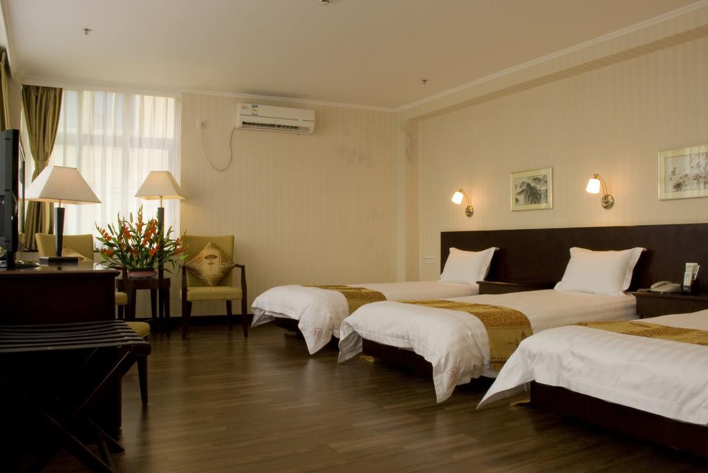 Guang Dong 2*