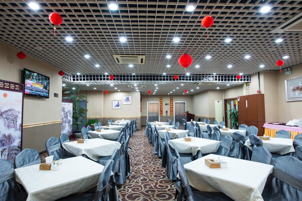Yinfeng North Station Branch, Huacheng Road Subway Station Branch 3*