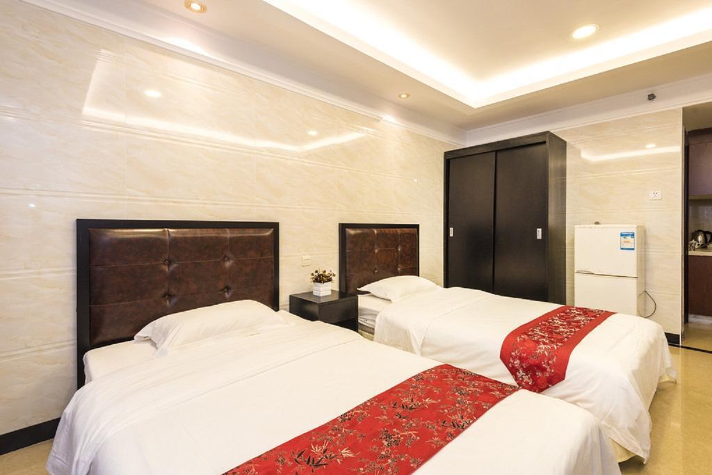 Grand Continental * Canton