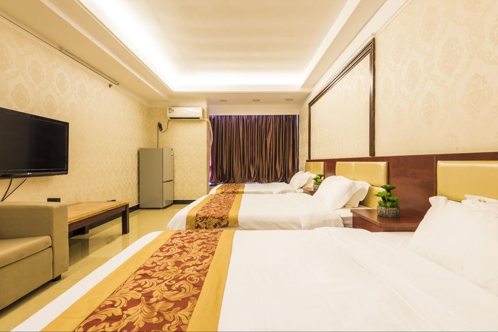 Grand Continental Apartment *