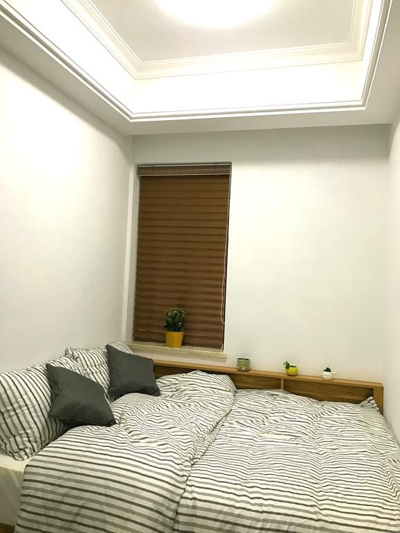 Beijing Road Business District Top End Homestay