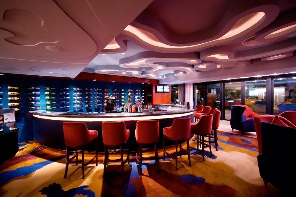 China - Subway Direct To Pazhou Exhibition Center, Free Shuttle During Fair & Exhibitor Registration Counter Hotel Guangzhou
