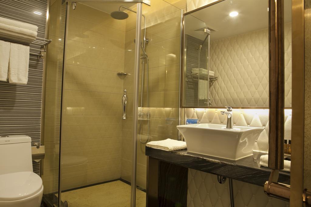 Garden Hotel 2*