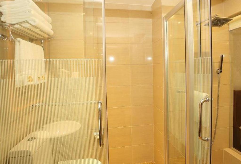 Vienna Classic Zhongshan Ave Tangxia Branch Hotel