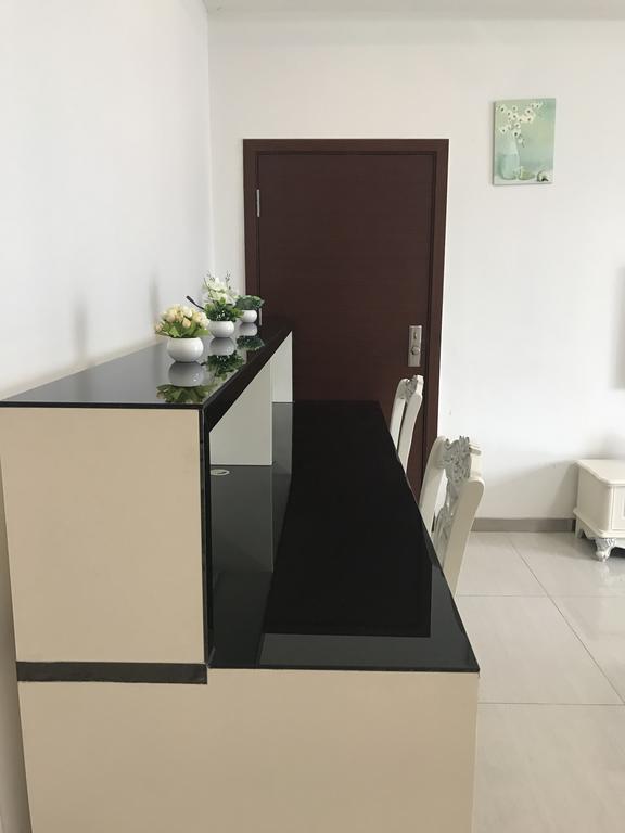 Moon Shine Apartment