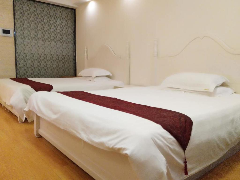 Apartment Lecharm Vili *