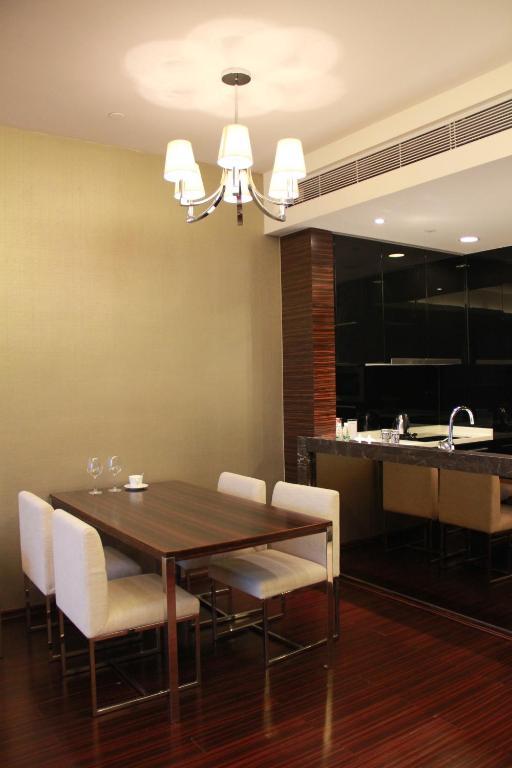 Apartment Xing Yi International - Poly World Branch