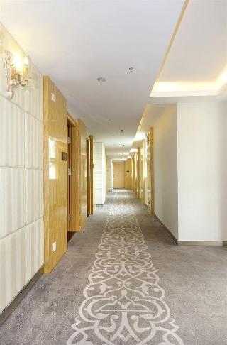 Minghong Hotel