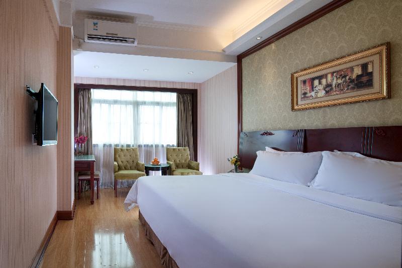 Hotel Vienna Dongpu Bus Station