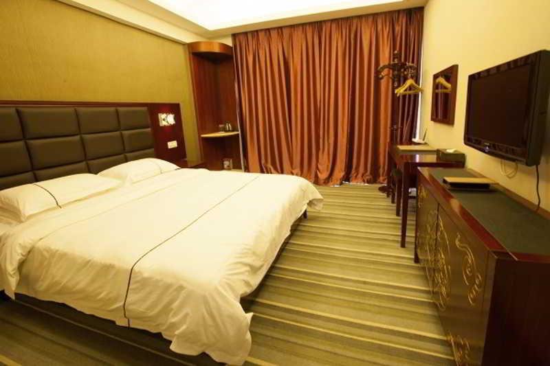 Guangzhou Spring Time Hotel Zhujiang New Town Branch Hotel