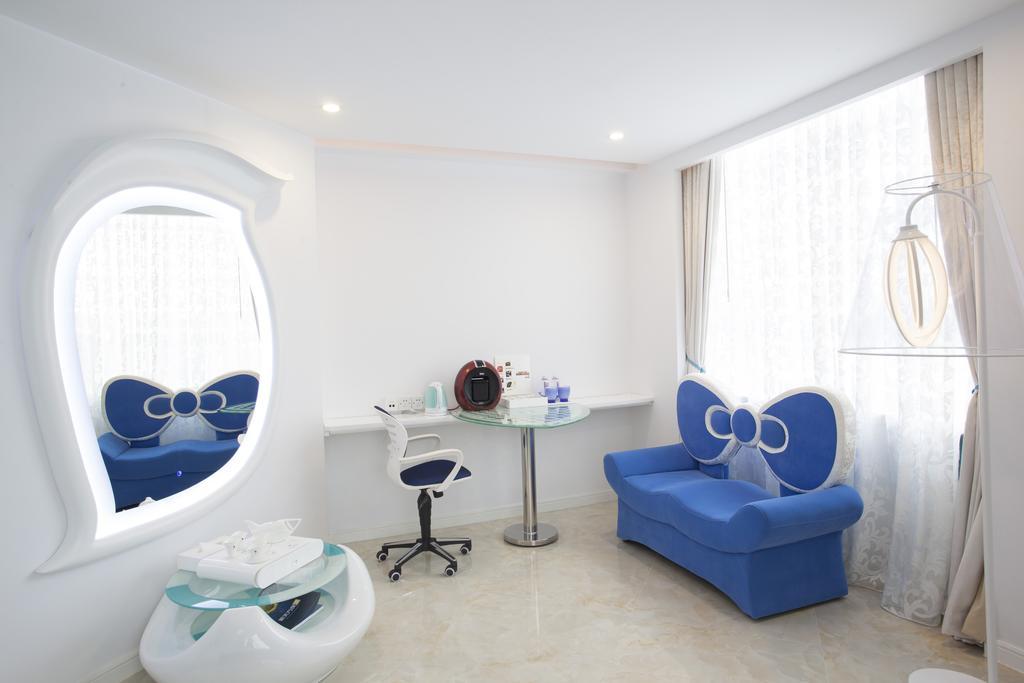 Floloving Hotel