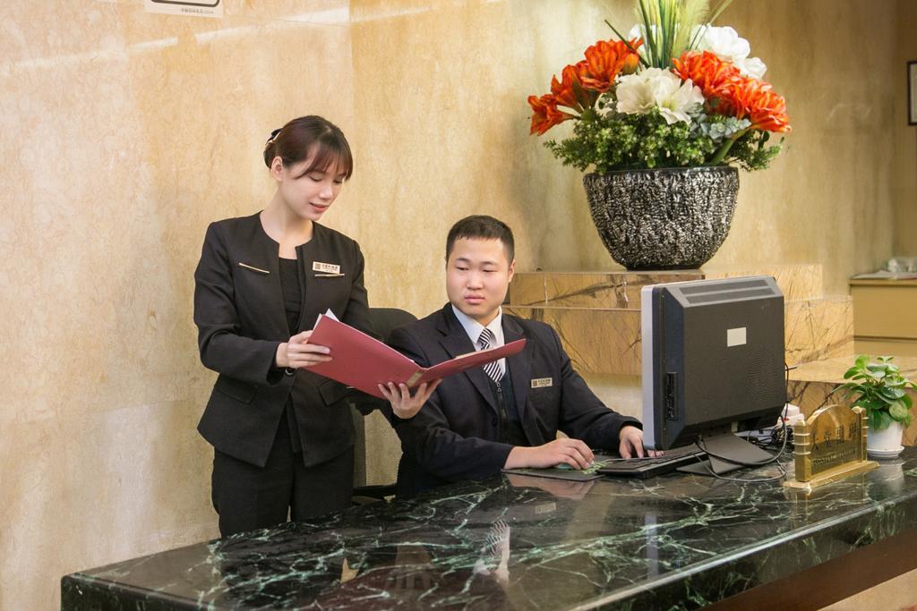 Hotel Baiyun Cheerful