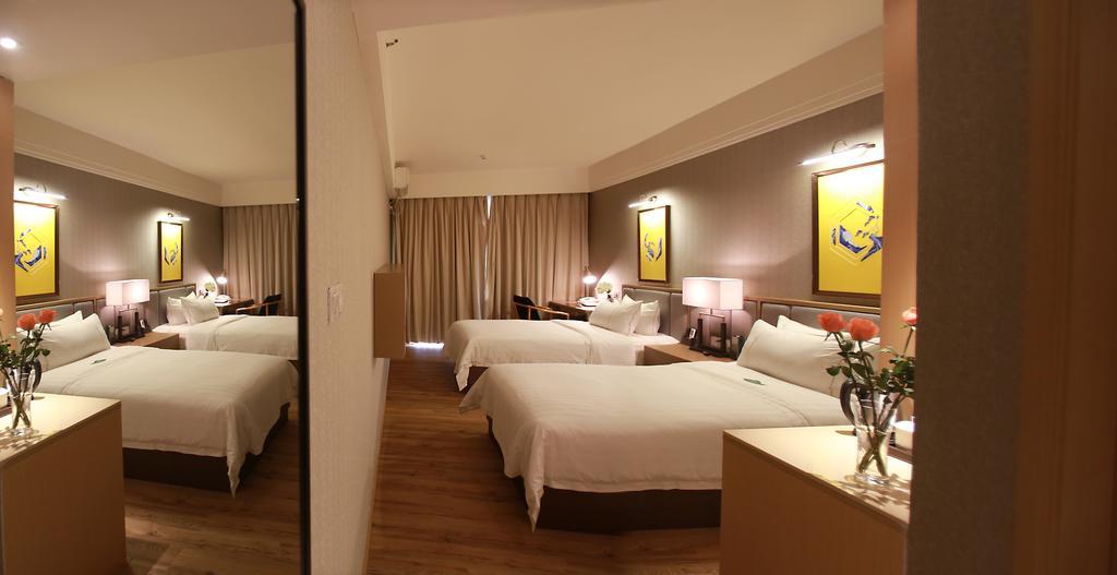 Aparthotel Xcellent International Serviced 4*