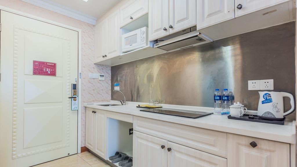 The Legend Service Apartment