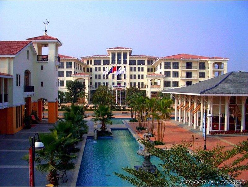 Resort Hawana 3*