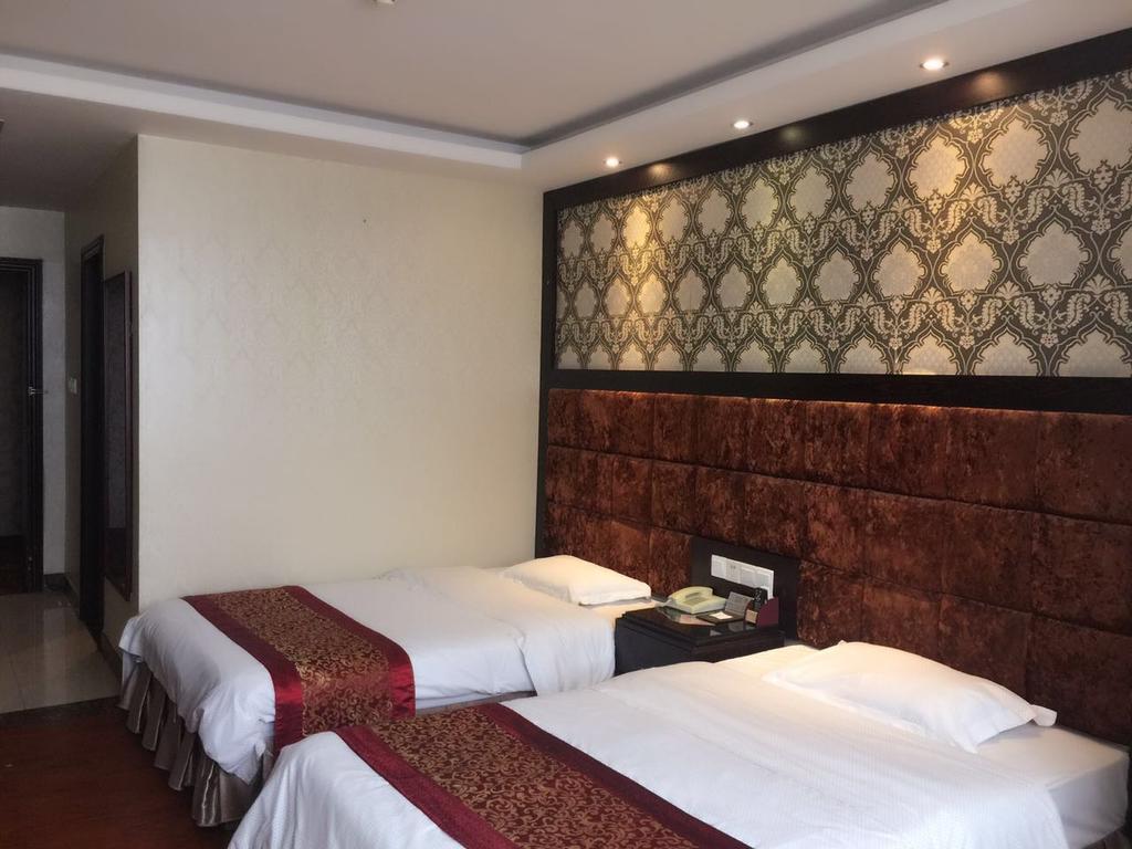 Lucky Hotel 3*