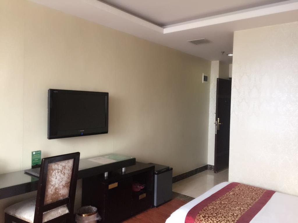Hotel Lucky 3*